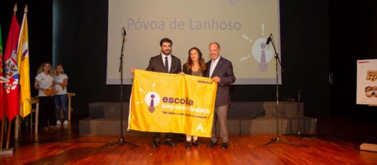 Póvoa de Lanhoso recebeu bandeira empreendedora do projeto Ter Ideias para Mudar o Mundo
