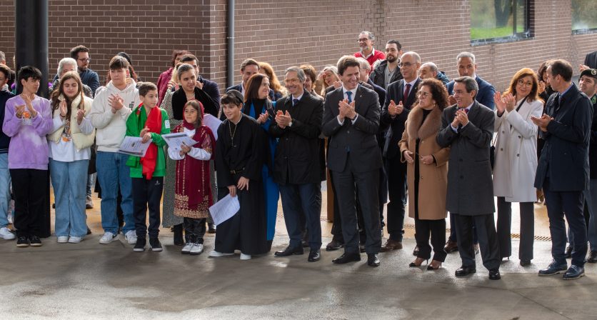 O Presidente da Câmara Municipal participou no momento que assinalou o culminar das celebrações dos 50 anos da Escola Gonçalo Sampaio, com o Secretário de Estado da Educação, António Leite 2