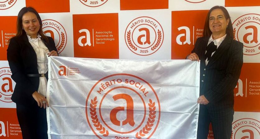 Câmara Municipal recebe a Bandeira de Mérito Social 2025