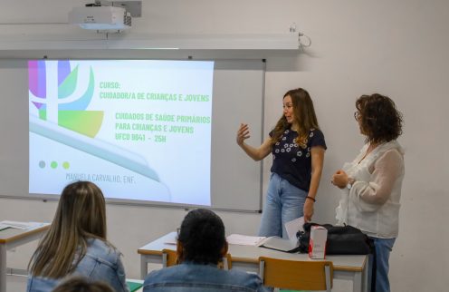 Câmara Municipal promove ação de formação de Cuidados de Saúde Primários para colaboradores/as das Escolas