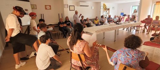 Turma da Escola Básica Gonçalo Sampaio levou teatro à Universidade Sénior